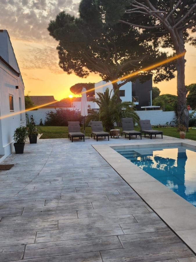 צ'יקלנה דה לה פרונטרה Villa Yoli 26 Con Piscina Y Jardin Cerca De La Playa מראה חיצוני תמונה